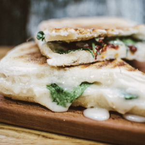 Panini Caldi e Pizze / Hot sandwiches & Pizze